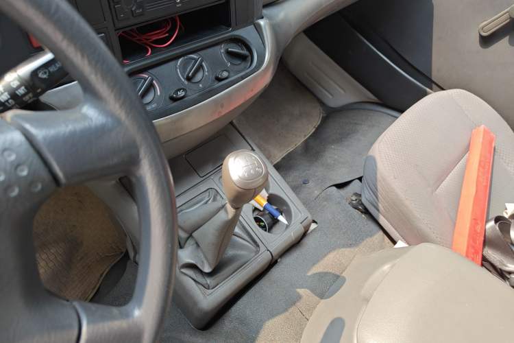 Used Jinbei Hiace 2014 2.0L Fifth-Generation Power King Classic V19 Gear Lever