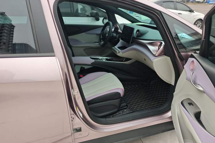 Used BYD Dolphin 2021 405 km Fashion Edition