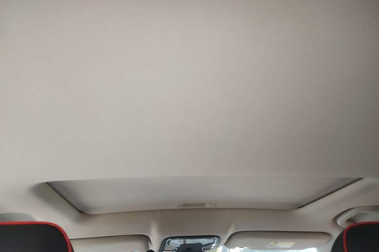 Used Changan CS55 2018 1.5T Automatic Colorful Edition China V Standard
