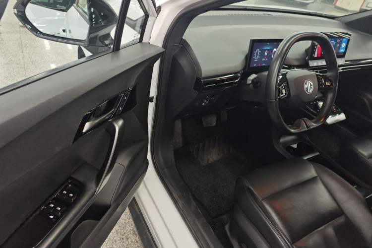 Used MG 4 EV 2023 425km Executive Version Driver Seat