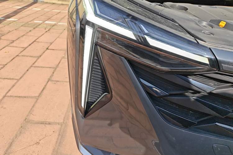 Used Geely Auto Emgrand X7 Sport 2024 1.5TD Dragon Edition
