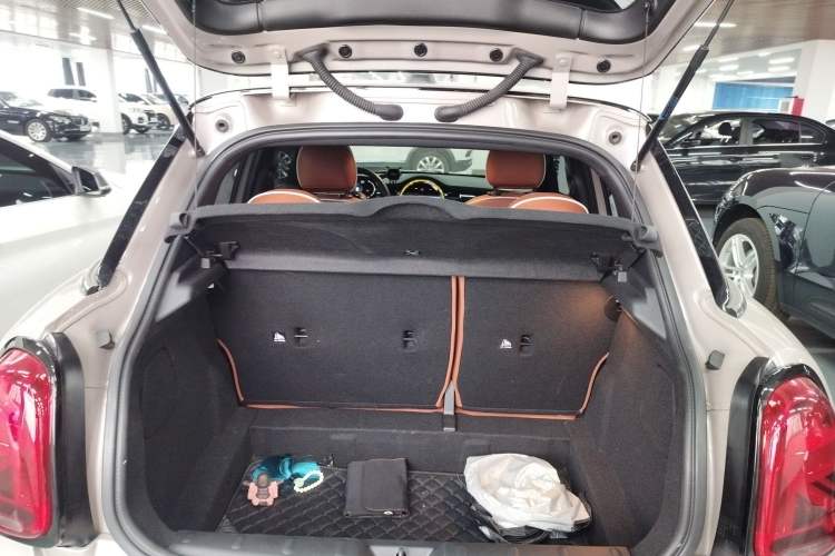 Used MINI MINI 2023 Facelift 2.0T COOPER S Artist Five-Door Edition