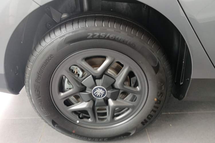 Used BYD Qin PLUS  Right Rear Wheel Hub