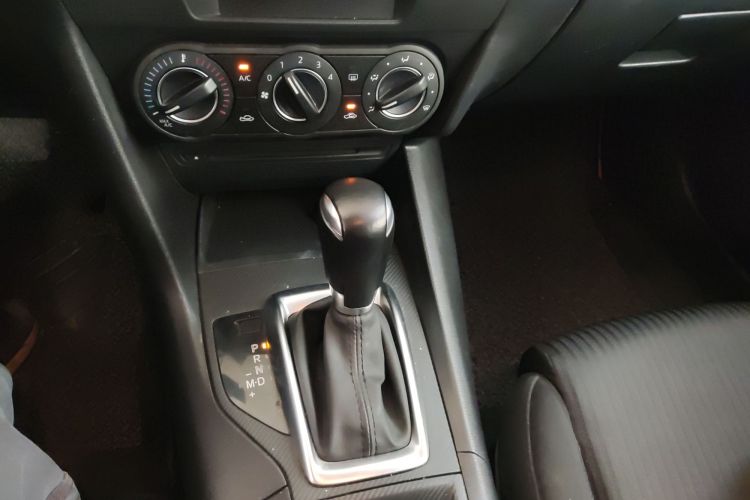 Used Mazda Mazda 3 Axela 2014 Sedan 1.5L Automatic Comfort Model