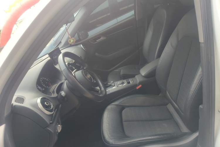 Used Audi A3 2019 Limousine 35 TFSI Fashion Edition China VI Emission Standard