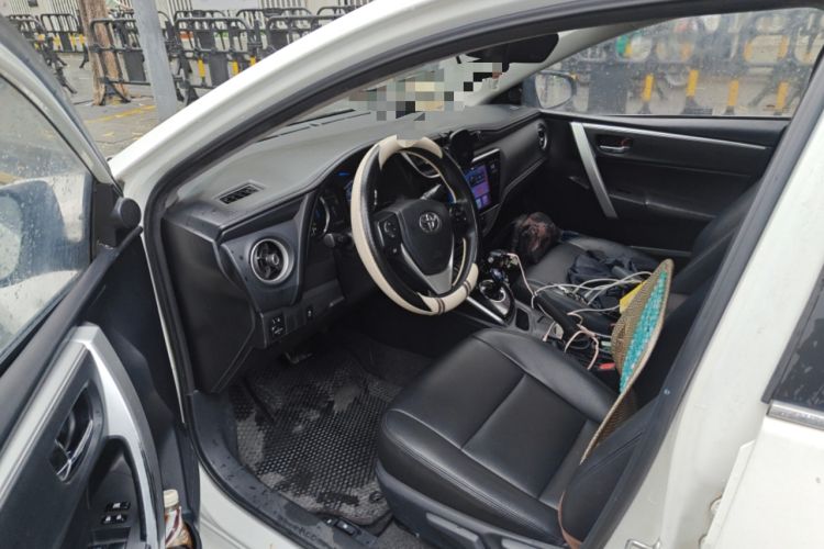 Used Toyota Corolla 2017 Revised Dual-Engine 1.8L E-CVT Leading Edition
