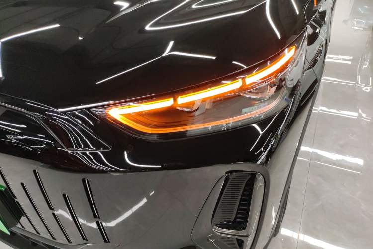 Used Chery Fengyun T9 2024 120 Long-Range Luxury Version 5 Seats Lithium Iron Phosphate
