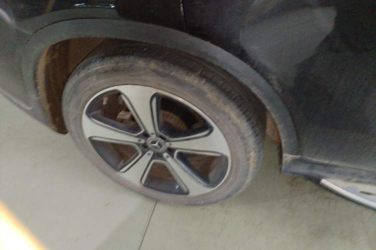 Used Mercedes-Benz GLC 2022 Refreshed GLC 300 L 4MATIC Dynamic Edition Prestige Version Right Rear Wheel Hub