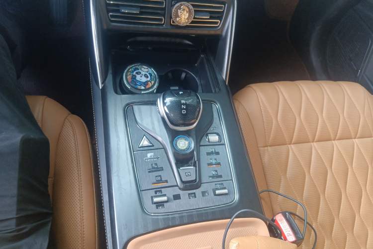 Used BYD Tang New Energy 2023 DM-i Champion Edition 112KM Prestige Model