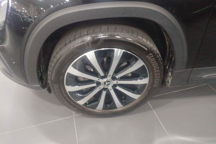 Used Mercedes-Benz GLB 2024 Refresh GLB 220 Fashion Edition Left Front Wheel Hub