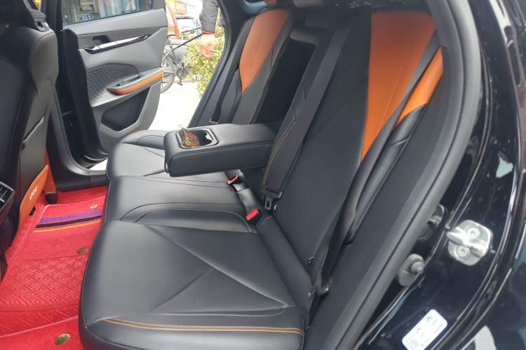 Used Changan UNI-V 2022 1.5T Prestige Version