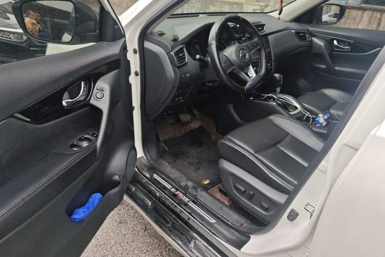Used Nissan X-Trail 2019 2.0L CVT Smart Connect Comfort Edition 2WD