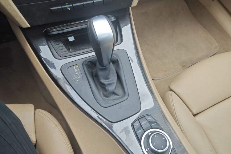 Used BMW 3 Series 2012 325i Luxury Edition