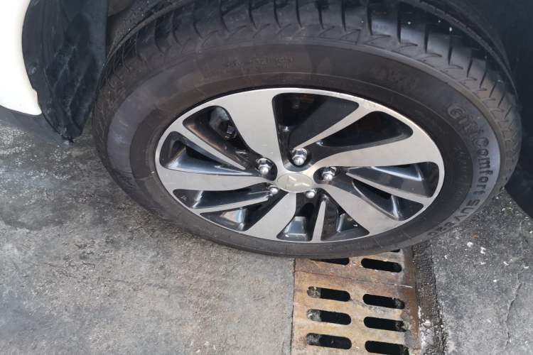 Used Mitsubishi ASX 2016 2.0L CVT Two-Wheel Drive Excellence Edition