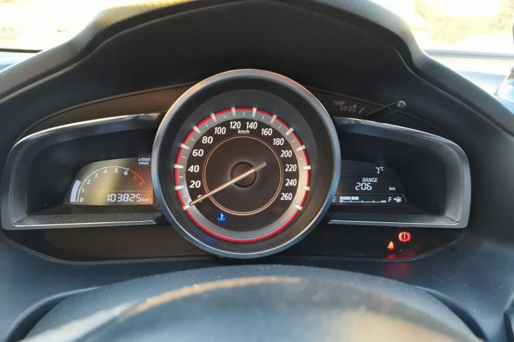 Used Mazda Mazda 3 Axela 2014 Sedan 1.5L Manual Comfort Model