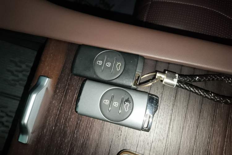 Used EXEED Lanyue 2023 400T Four-Wheel Drive Star Prestige Edition 6 Seats
