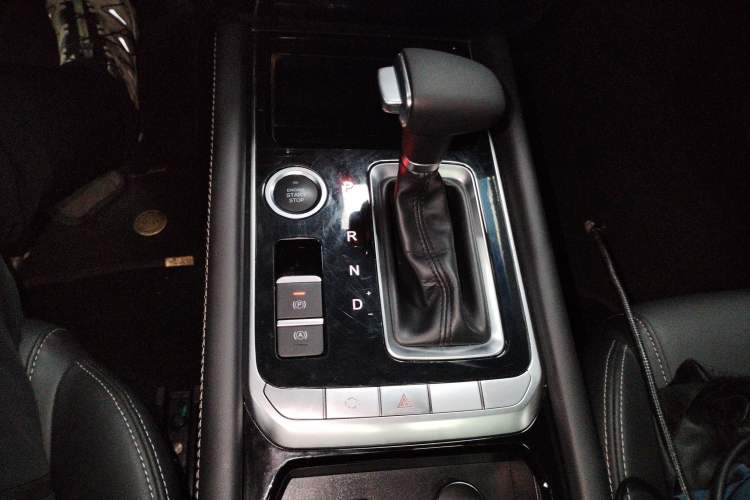 Used JETOUR X90 2019 1.6T DCT Luxury Touring Edition 7 Seats China VI Standard Gear Lever