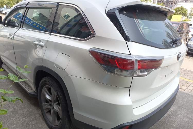 Used Toyota Highlander 2015 2.0T Four-Wheel Drive Ultimate Edition 7-Seater