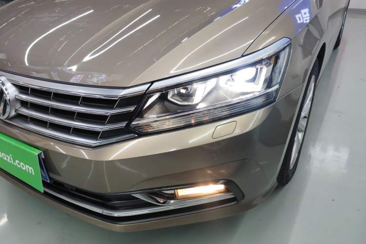 Used Volkswagen Passat 2016 330TSI DSG Prestige Edition Left Front Headlight
