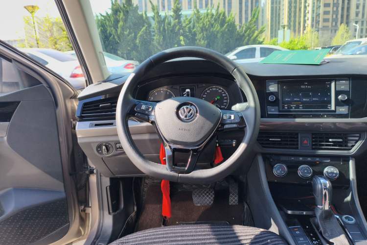 Used Volkswagen Bora 2020 1.5L Automatic Comfort Model Steering Wheel