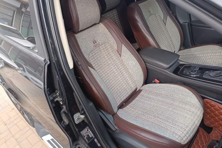 Used Dongfeng Fengon 580 2020 1.5T CVT Luxury Edition Right Front Seat