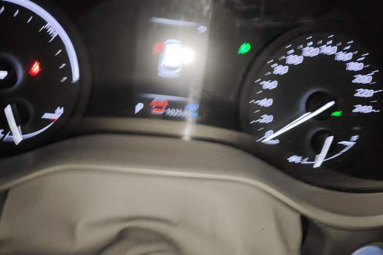 Used Toyota SIENNA 2021 2.5L Hybrid Premium Edition