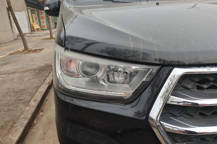 Used JAC Refine M4 2016 2.0L Manual Luxury Version