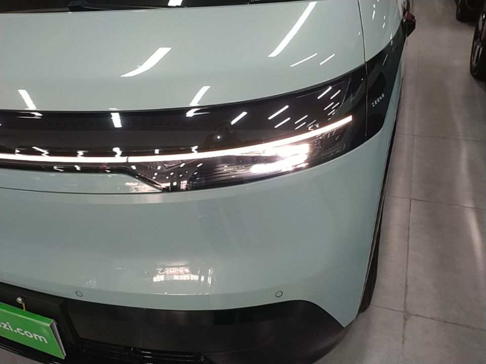 Zeekr MIX 2025 Intelligent Driving Version — снимка 8