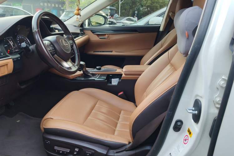 Used Lexus ES 2015 200 Elite Edition
