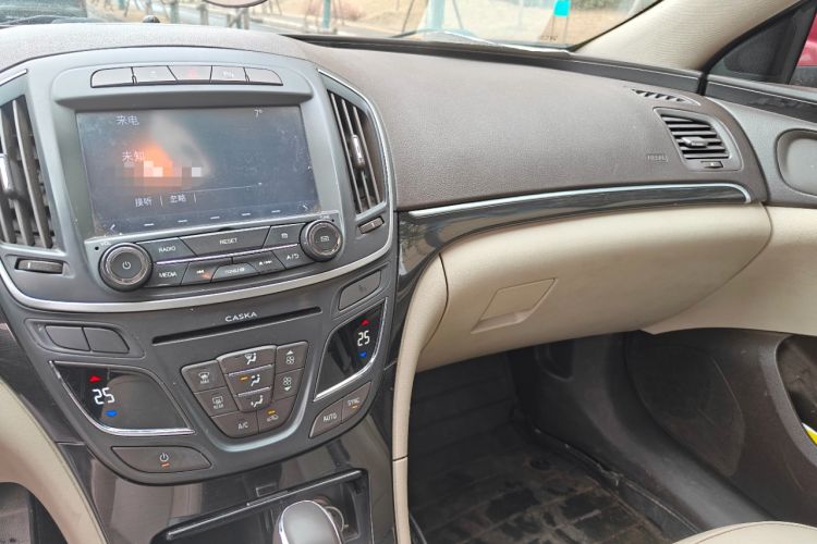 Used Buick Regal 2015 2.0L Leading Fashion Edition