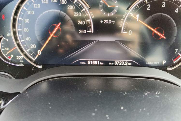 Used BMW 5 Series 2018 525Li M Sport Package Odometer Close Up