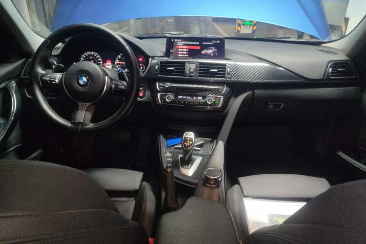 Used BMW 3 Series 2018 320Li Leading Model M Sport Package
