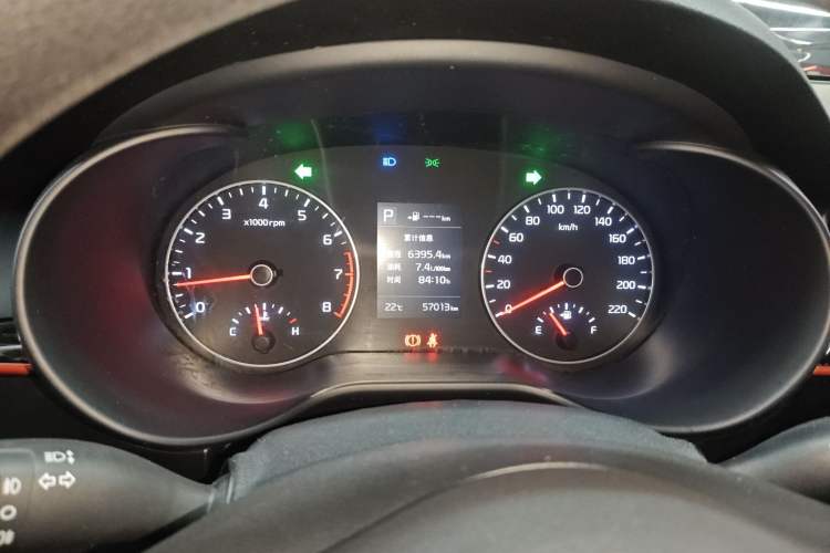 Used Kia KX Cross 2017 1.4L AT GLS Instrument Cluster