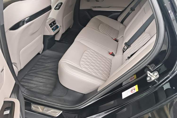 Used BYD Han 2025 DM-i Intelligent Driving Edition 125KM LiDAR Flagship Model