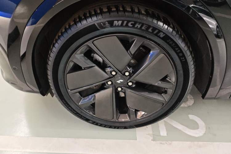 Used Li Auto L7 2025 Ultra Smart Refreshed Edition Left Front Wheel Hub