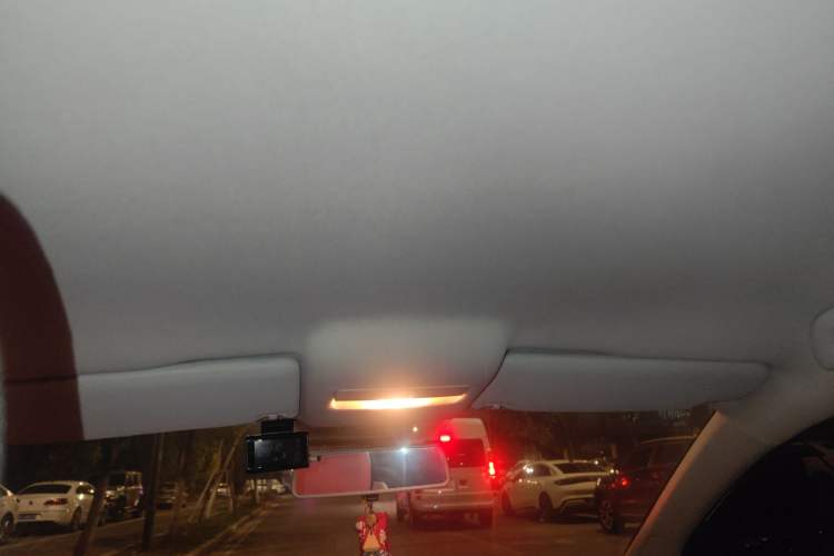 Used Volkswagen Polo 2013 1.4L Automatic Comfort Edition Headliner