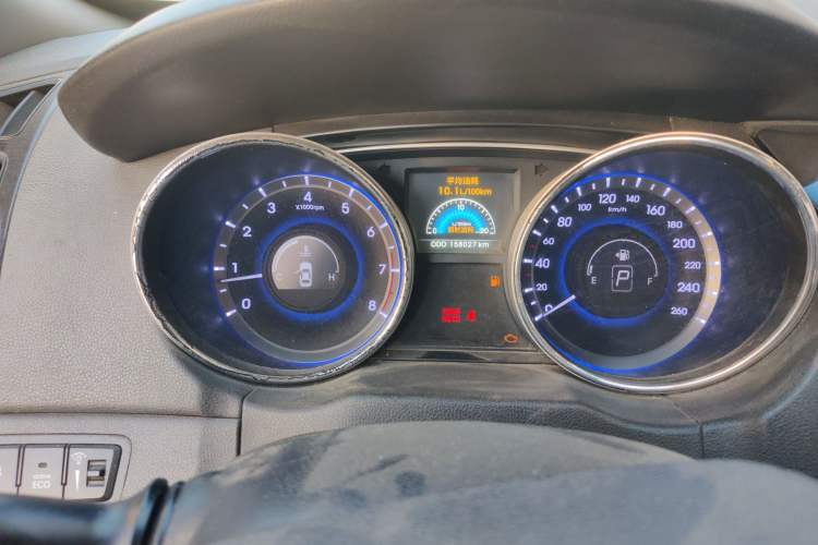 Used Hyundai Sonata 2011 2.0L Automatic Luxury Edition
