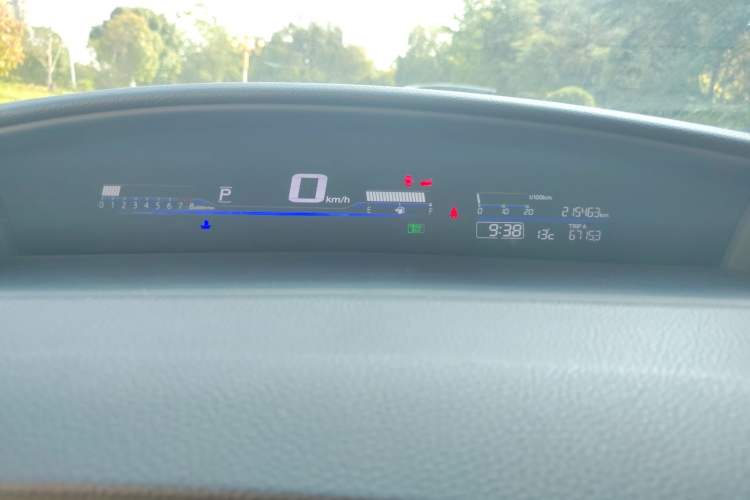 Used Honda Jade 2013 1.8L CVT Luxury Edition 5 seats