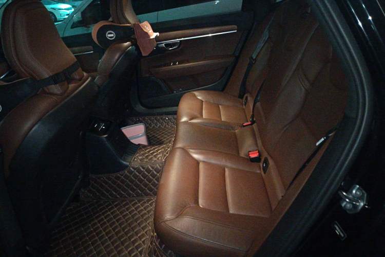 Used Volvo S90 New Energy 2020 T8 e-Drive Hybrid – Zhiyi Luxury Edition