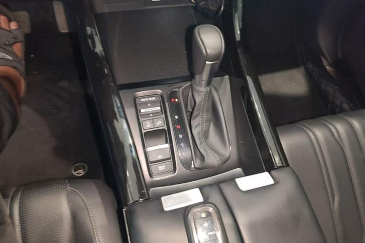 Used Honda Breeze 2023 240TURBO Two-Wheel-Drive Luxury Edition 5 Seats