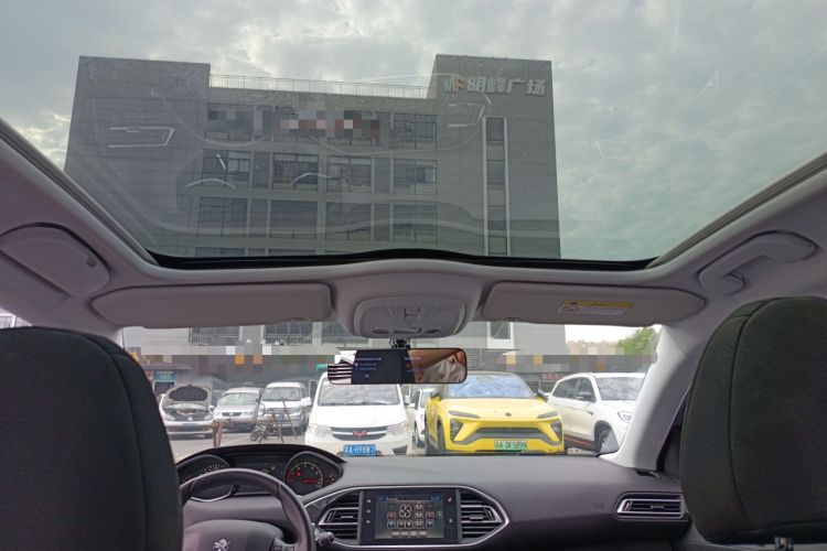 Used Peugeot 308S 2015 1.2T Automatic Jingchi Edition
