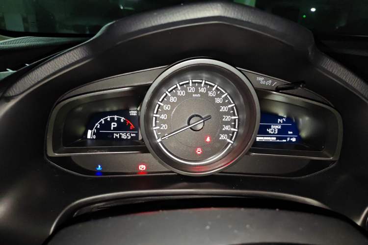 Used Mazda Mazda 3 Axela 2019 Cloud-Controlled Version Hatchback 2.0L Automatic Luxury Model China VI Standard