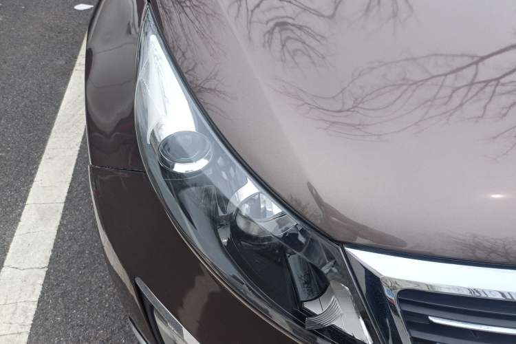 Used Kia Sportage R 2012 2.0L Automatic Two-Wheel Drive GL Trim Right Front Headlight