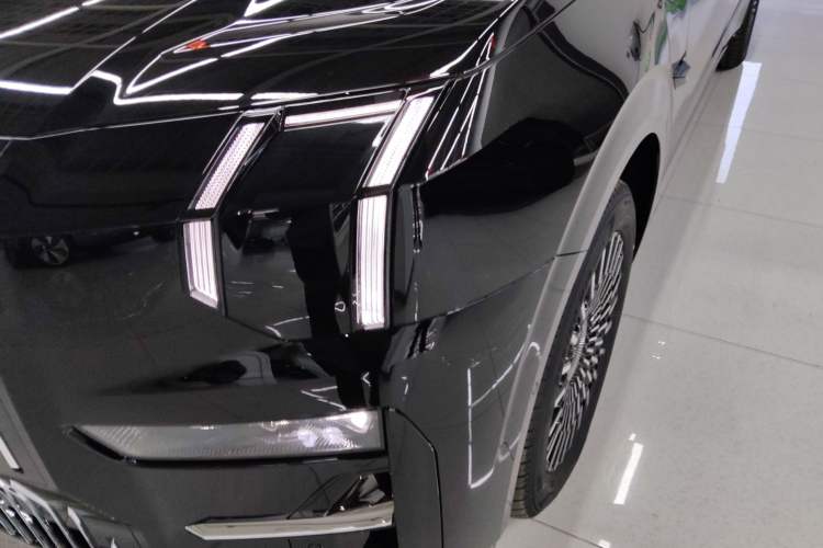 Used Zeekr 009 2024 7-Seater Walk-through Version 4WD 140 kWh
