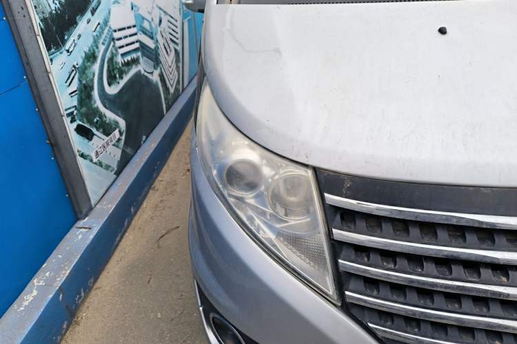 Used JAC Group Refine M5 2014 Colorway 2.0T Gasoline Manual Business Edition Right Front Headlight