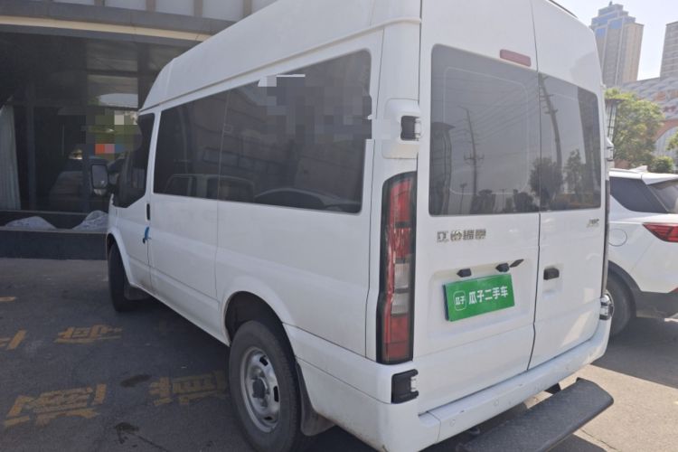 Used JMC Fushun 2025 2.0T 8AT Diesel Short Wheelbase Mid-Height Commercial Multi-Purpose Passenger Vehicle with 5/6 Seats
