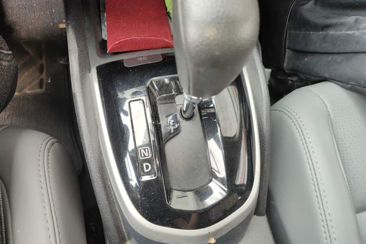 Used Nissan Qashqai 2017 2.0L CVT Elite Edition China V Standard Gear Lever