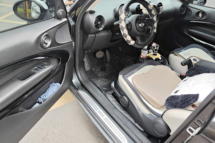 Used MINI Paceman 2013 1.6L COOPER Driver Seat