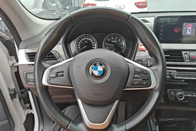Used BMW X1 2018 sDrive18Li Luxury Model
