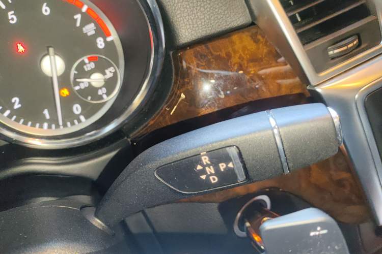 Used Mercedes-Benz M-Class 2014 ML 400 4MATIC Luxury Model